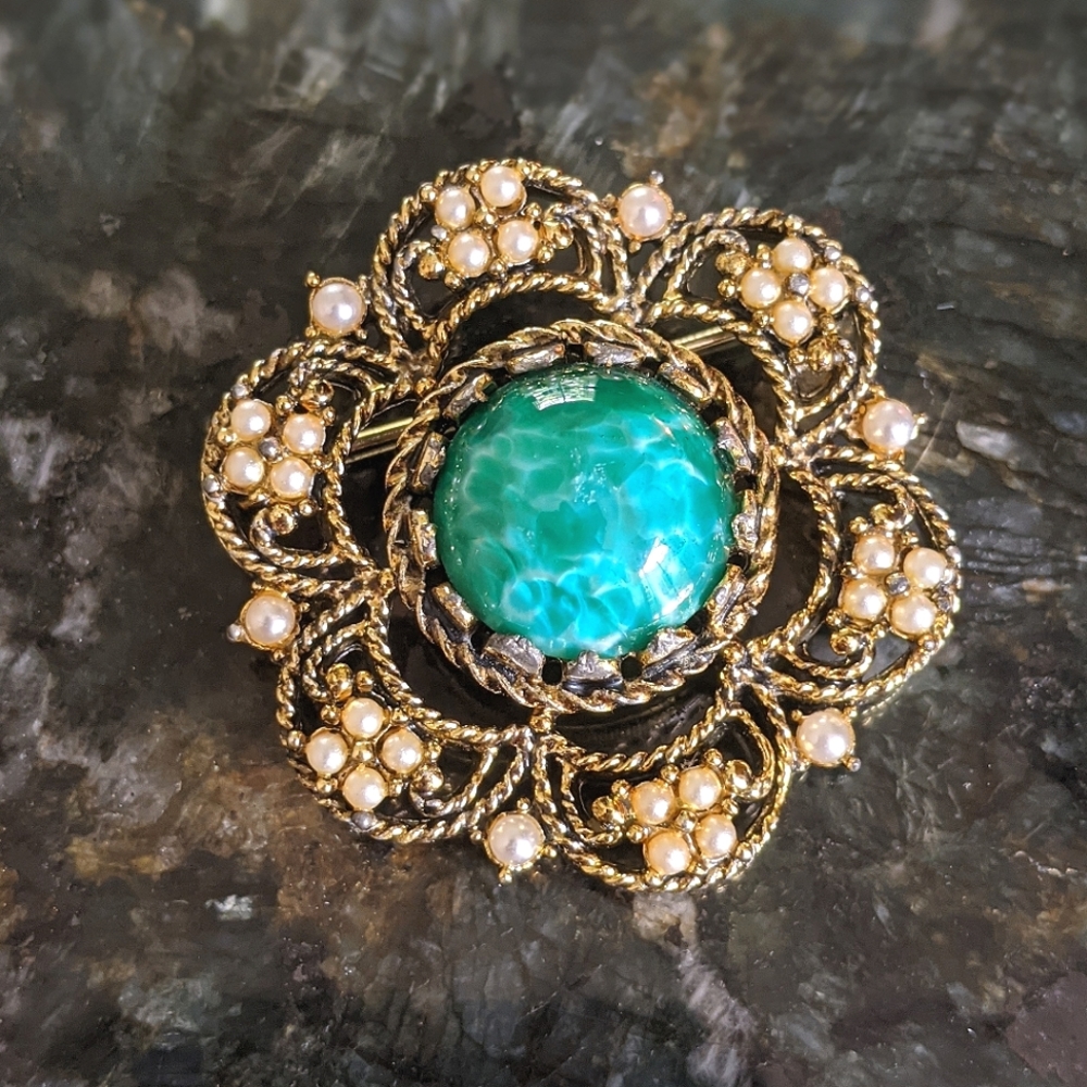 Vtg Floral Brooch